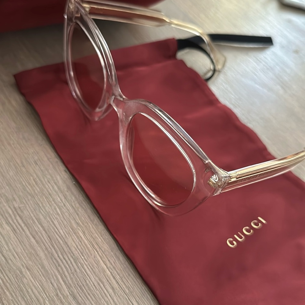 GUCCI pink/clear sunglasses